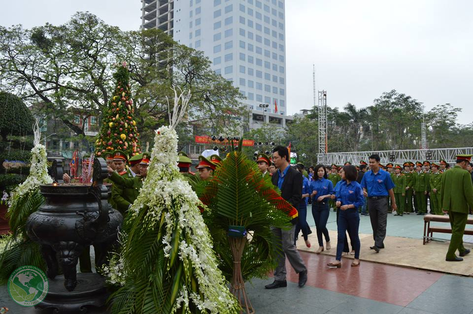  Lễ dâng hương nữ tướng Lê Chân và phát động phong trào tổng vệ sinh môi trường.